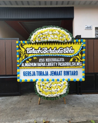 Papan Bunga Duka di Tegal Gundil